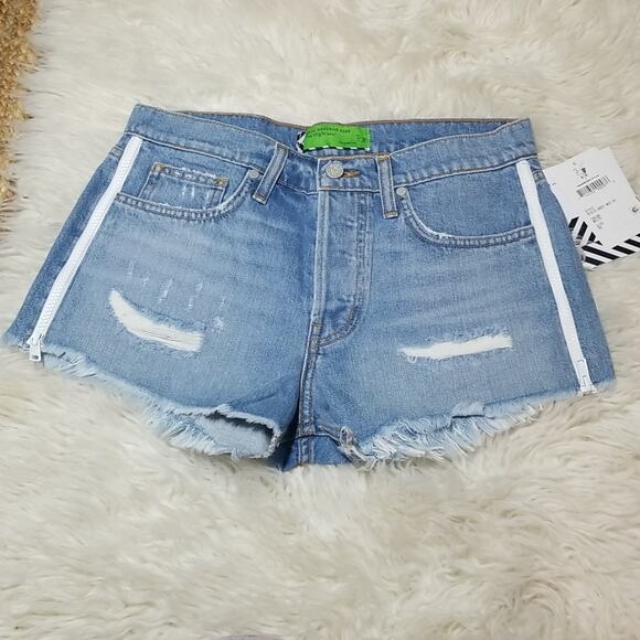 NWT Free People + Sandrine Rose Cut off White Side Zipper Shorts Size 26 RARE - Picture 1 of 9